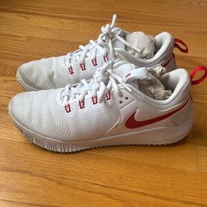Nike Women’s Volleyball Zoom Hyperace 2 Sneakers